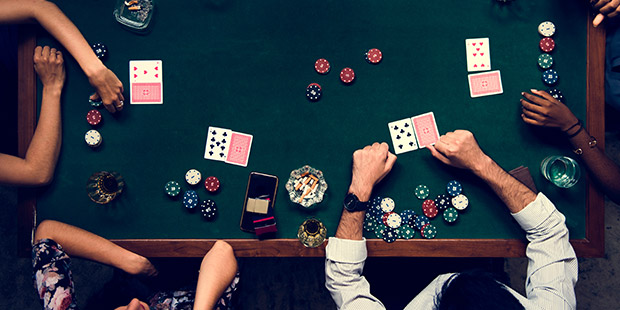 How to become a pro poker player